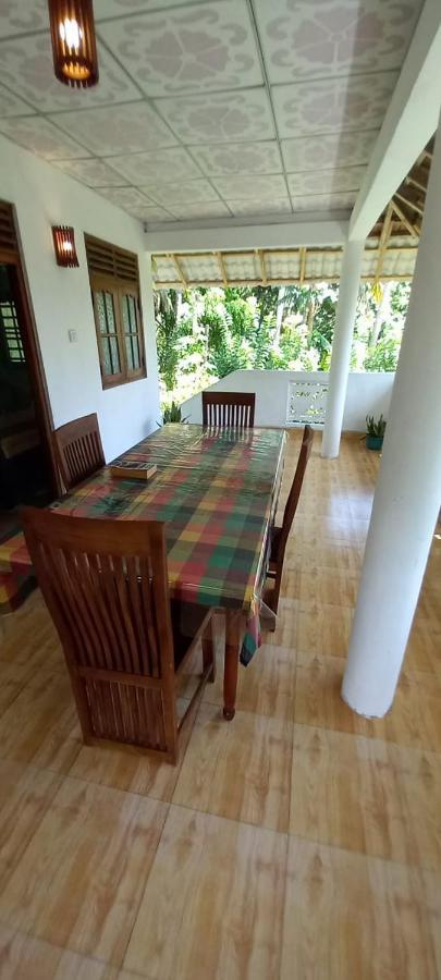 Malika Homestay Midigama East Dış mekan fotoğraf